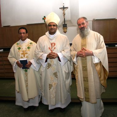 Bischofs-Besuch aus Indien
