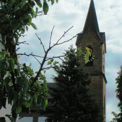 Kirche außen 1